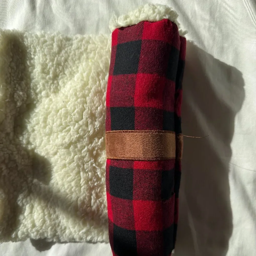 NWOT Bark Box Hygge Snuggler Blanket Squeak Toy, Red and Black Plaid, Large Dog
